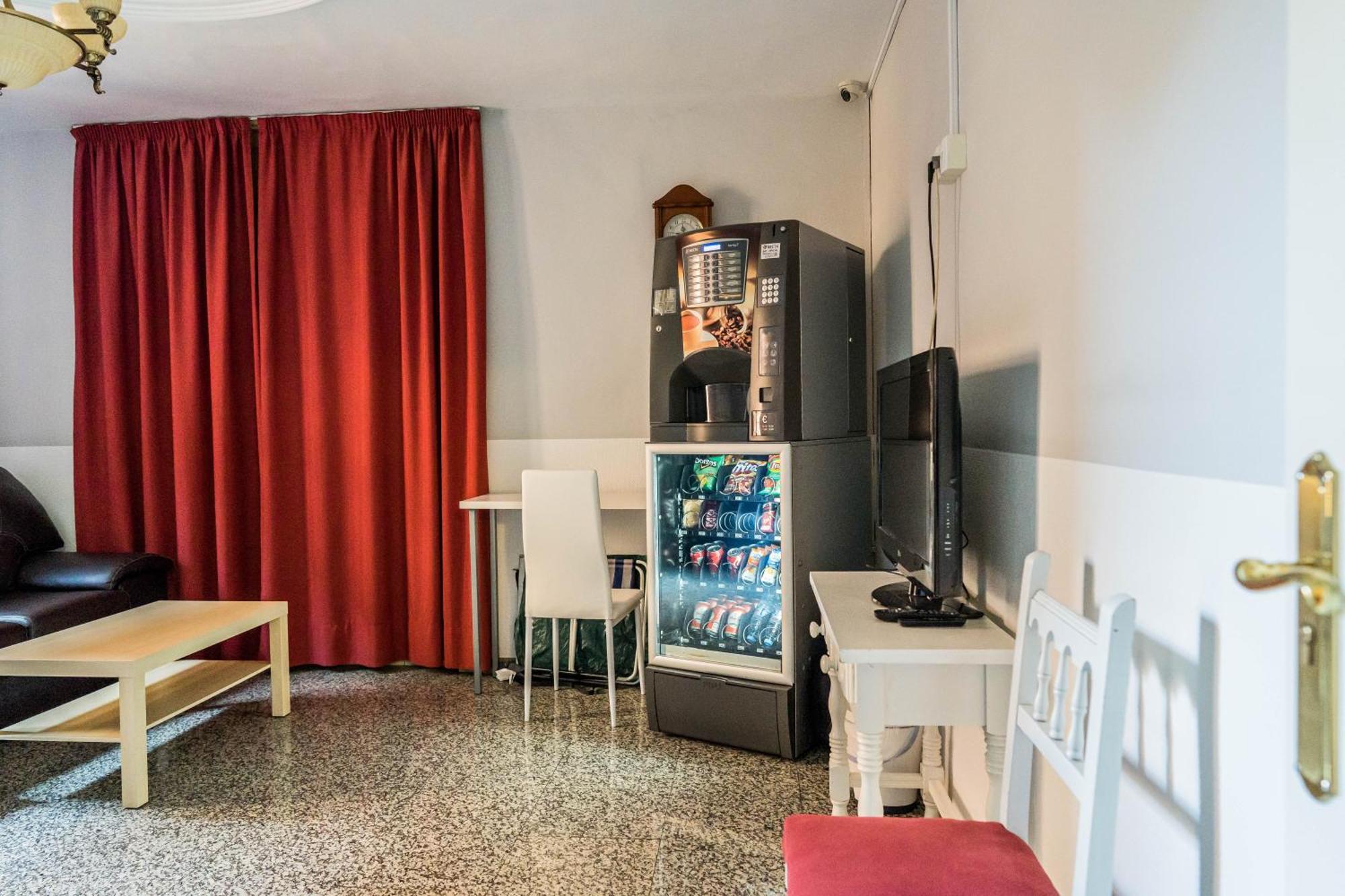 Hostal Sonia Granada — Photos 3